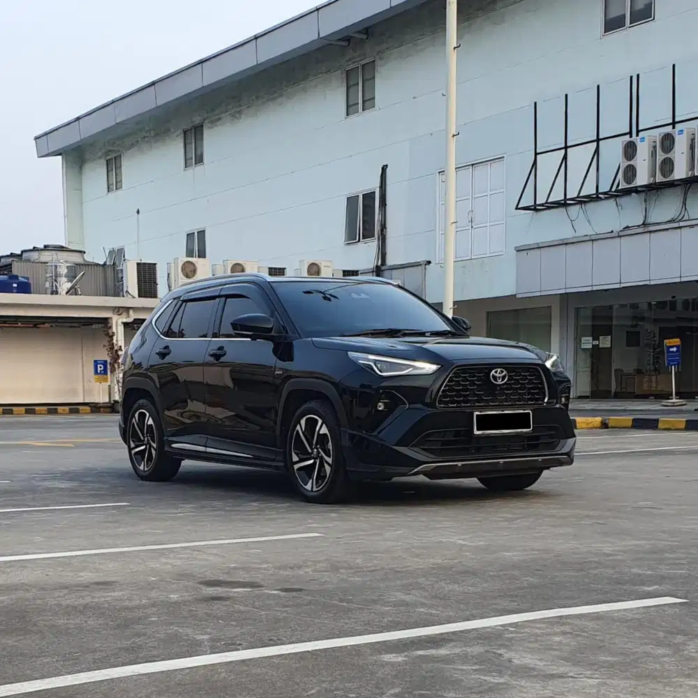 YARIS CROSS GR  HYBRID TSS 2025