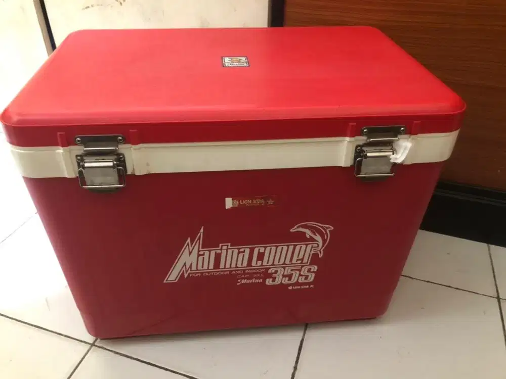 COOLER BOX MARINA 33L