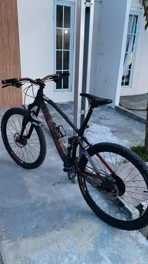 Sepeda MTB Thrill