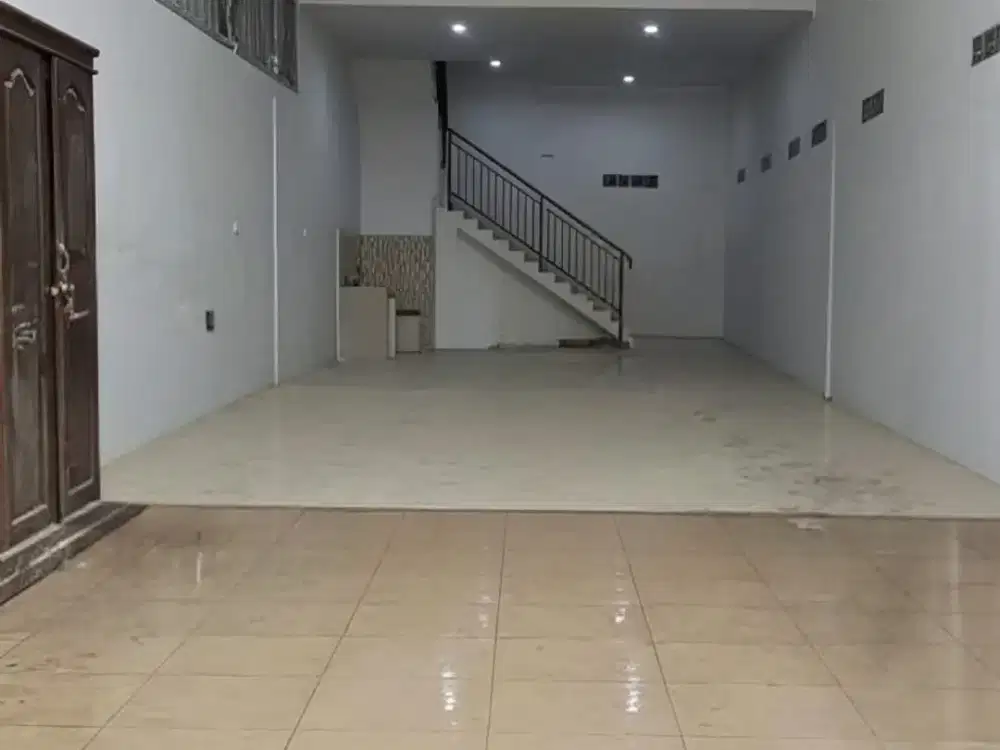 Dijual Ruko Gudang Strategis di Jalan Raya Kamal, Cengkareng Jakarta Barat