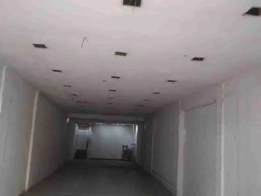 Disewakan Ruko Sangat Strategis Dekat Cimahi Mall dan Alun-alun Cimahi