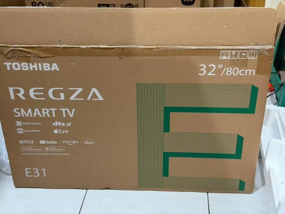 Smart tv toshiba 32 inch mulus 1000% seperti baru
