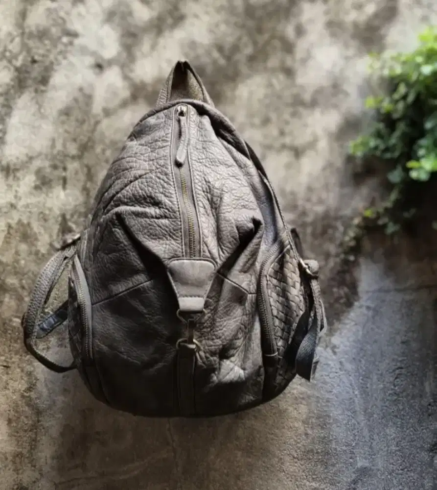 Tas Ransel Full Kulit Asli,masih sangat bagus,Bisa Pria/Wanita.
