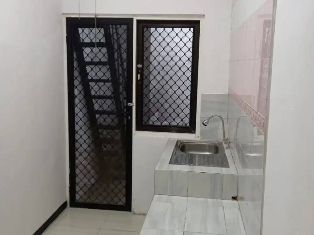 Rumah Pondok Chandra Hadap Selatan , Tandon Atas & Bawah