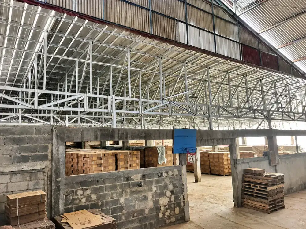 Disewakan Gudang Cocok untuk Industri di Cibodas