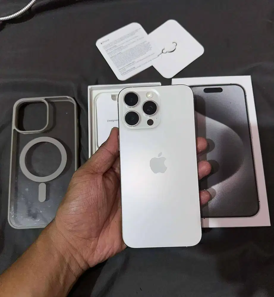 Iphone 15 pro max 256. Fullset inter all operator. No simlok