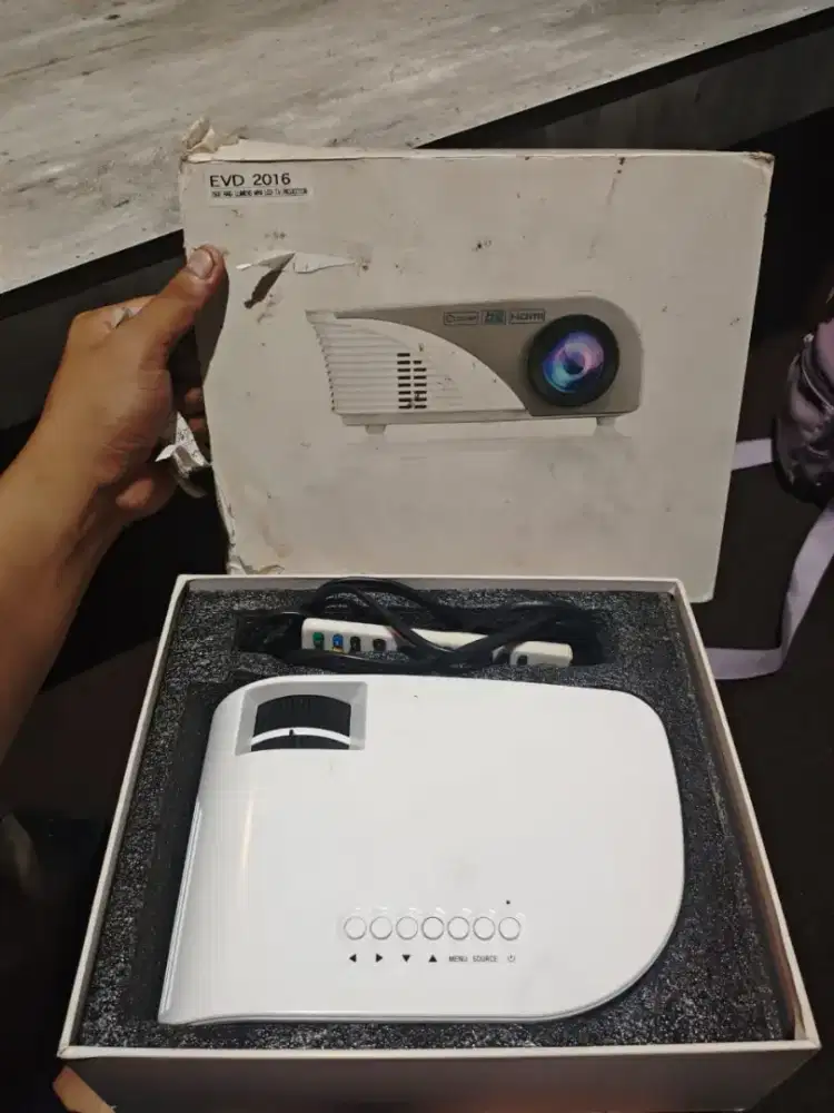 LED projector 1500