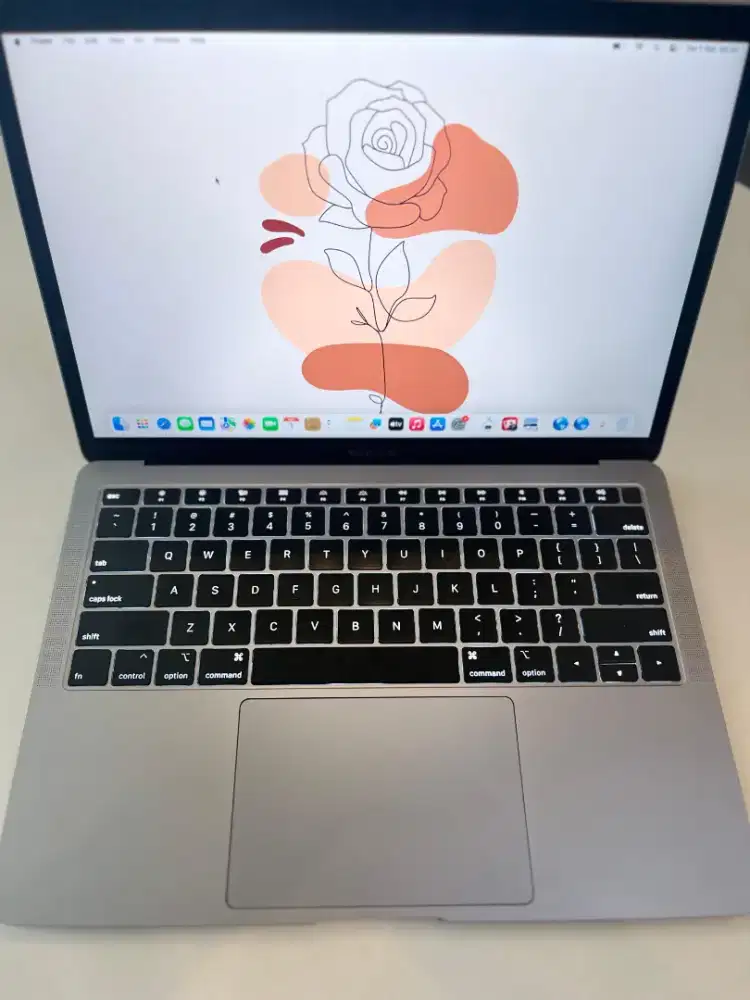 MacBook Air 2018 i5/8/128 cocok untuk sekolah