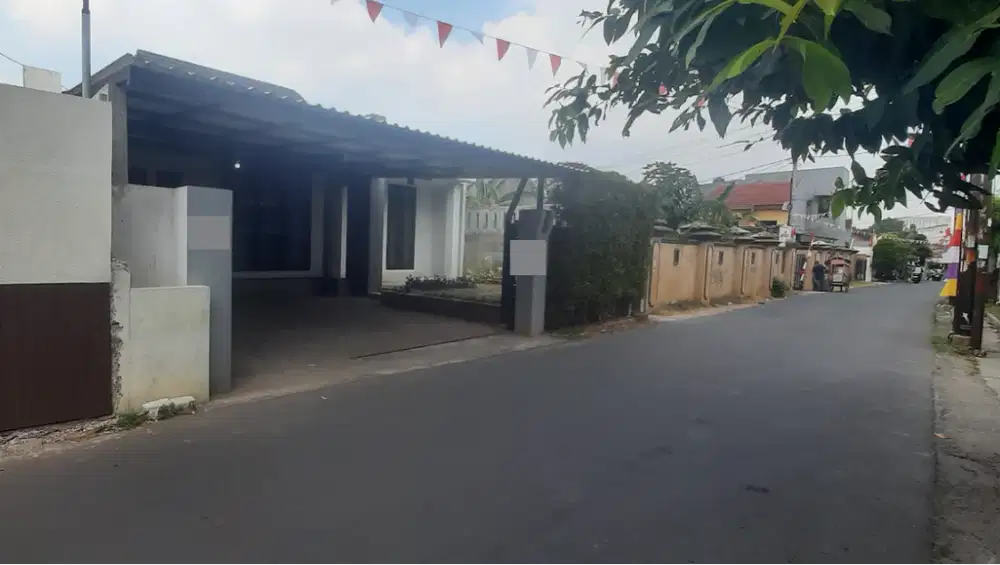 Disewakan Rumah Luas dekat MRT Lebak Bulus & UIN