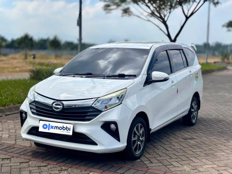 Pajak Panjang Daihatsu Sigra 1.2 R Bensin-AT 2019 Putih