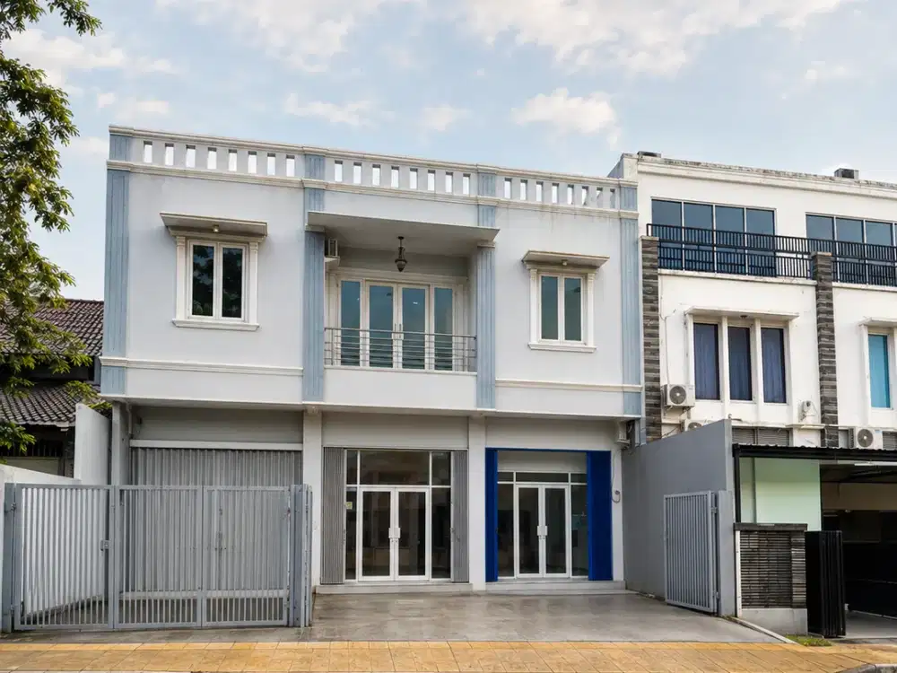 Dijual Ruko Duren Sawit LT 68 m², Row Jalan 12 Meter, Harga Rp2,2 Miliar