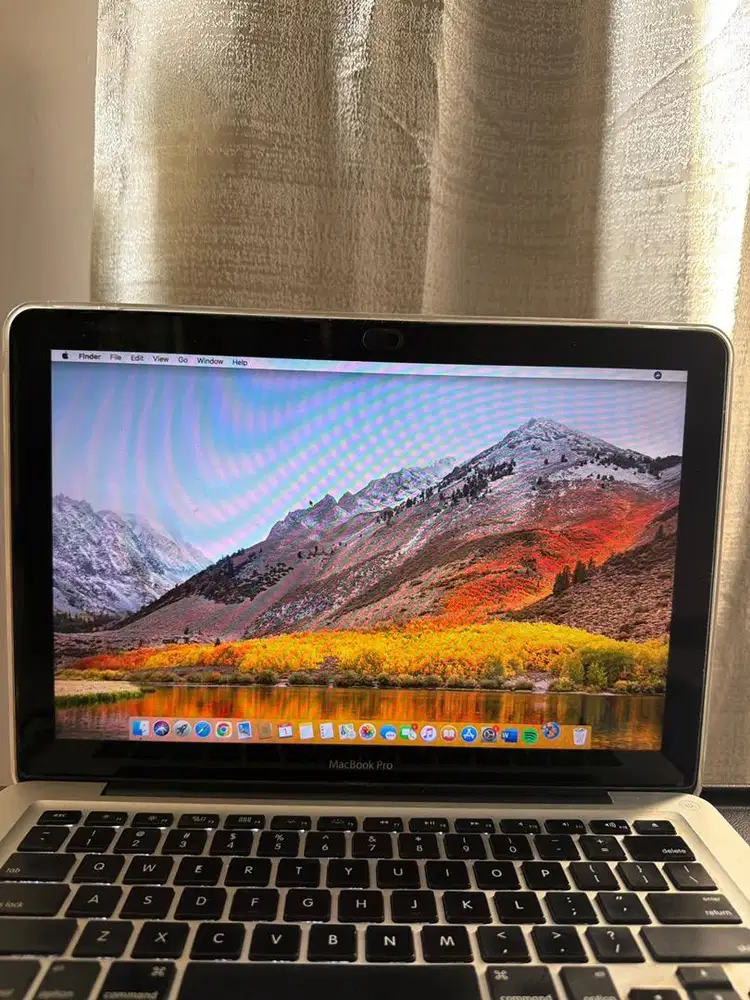 Macbook pro 13inch 2011