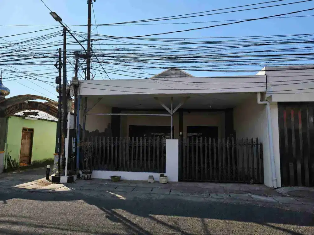 dijual rumah usaha jl darmokali surabaya