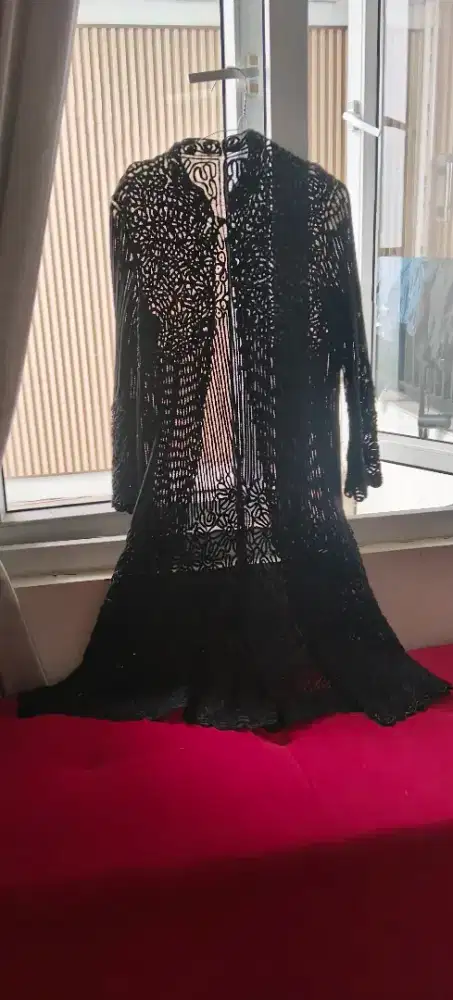 Kebaya sulam usus