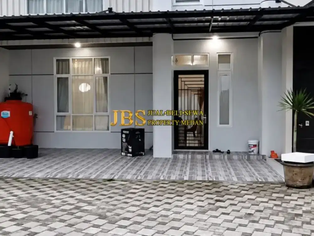 Jual Villa Lux 2 Tingkat di Komplek Eiffel Of Berastagi Jalan Kebun Bunga - Karo