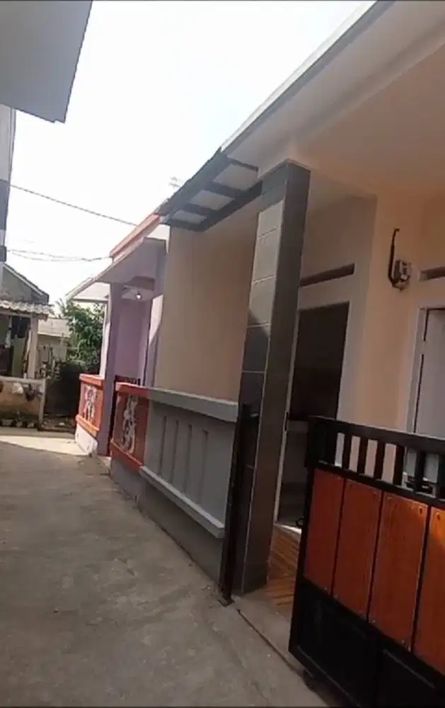 Dijual rumah cantik akses motor dekat stasiun
