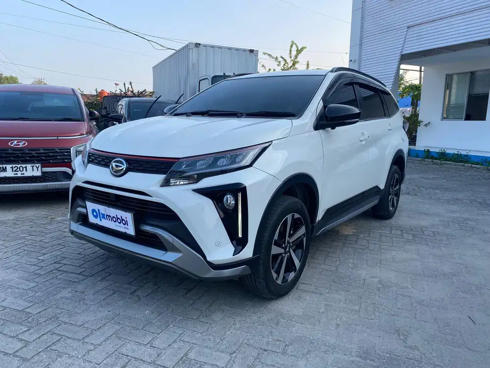Daihatsu Terios 1.5 R Custom AT Bensin 2023 - FOA