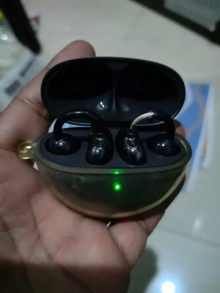 Huawei freeclip