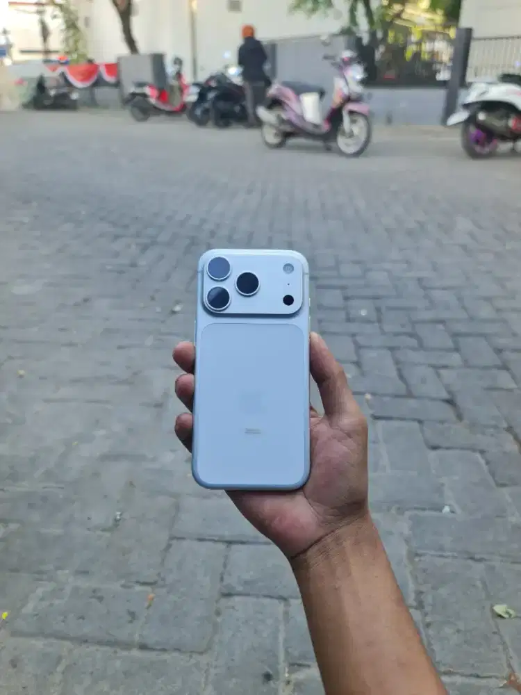iPhone 17 Pro 256Gb Silver iBox On Garansi