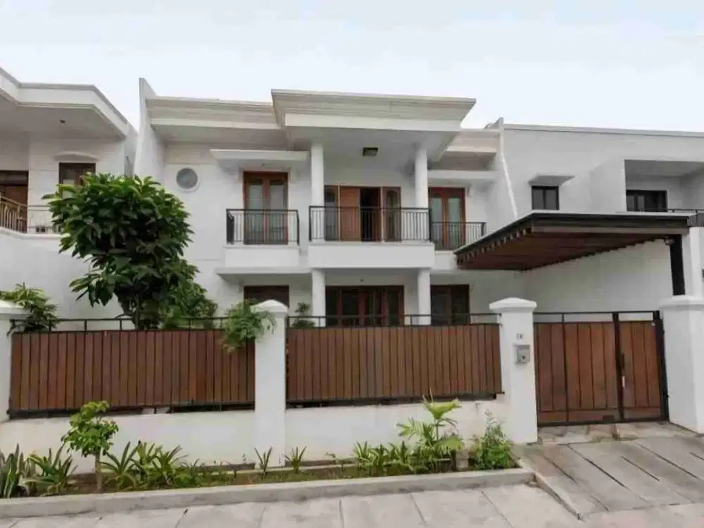 Rumah Murah Mewah Nyaman 2 Lantai LT 293m² di Cempaka Putih Barat Jakarta Pusat