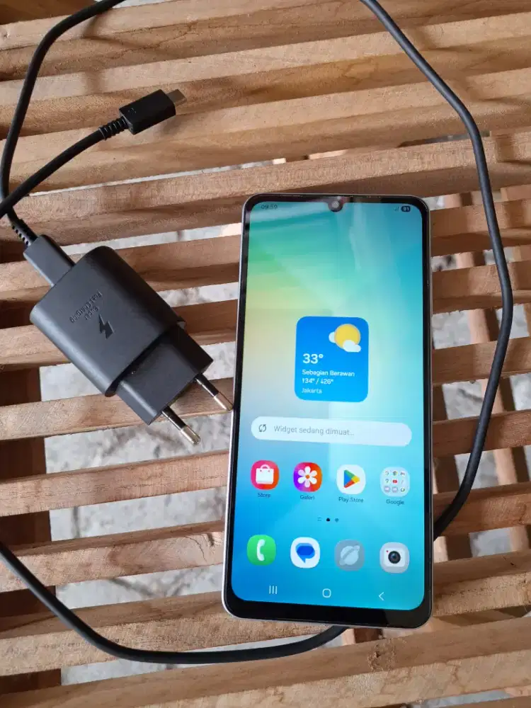 Samsung A06 4+4/128 Kamera Bening