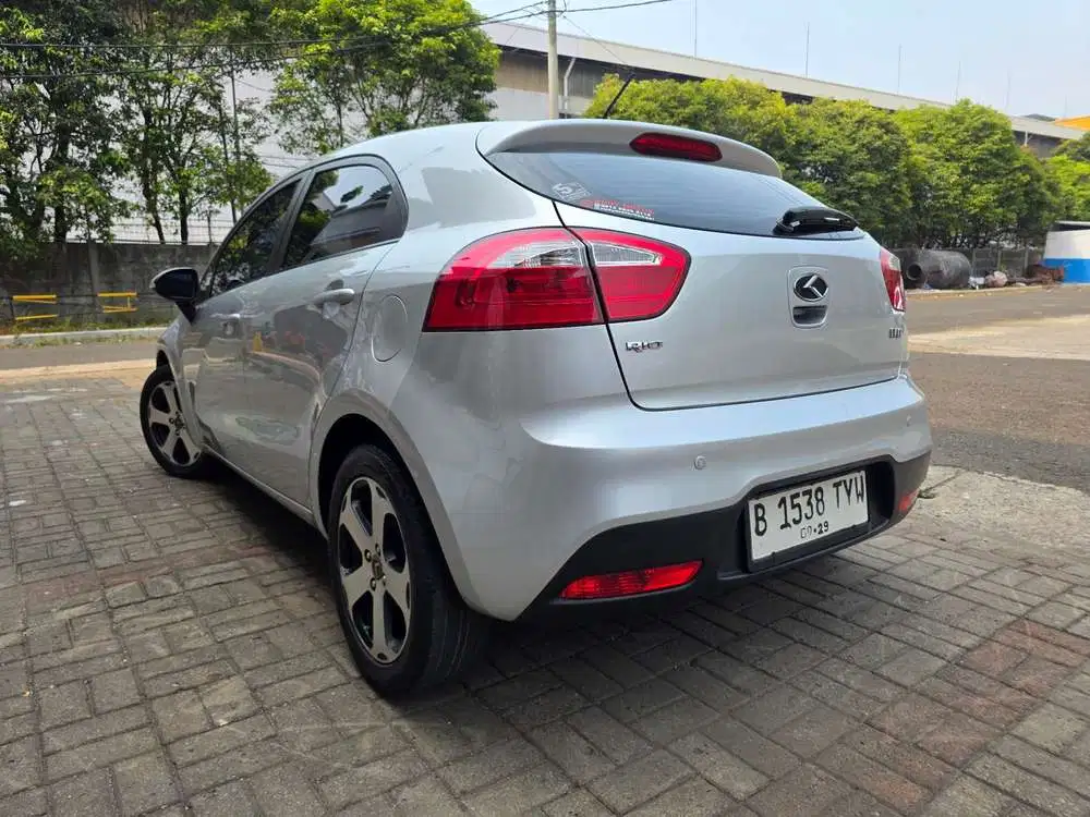 Kia Rio MT 2014 KM 50rb Antik Tgn Pertama dr Baru
