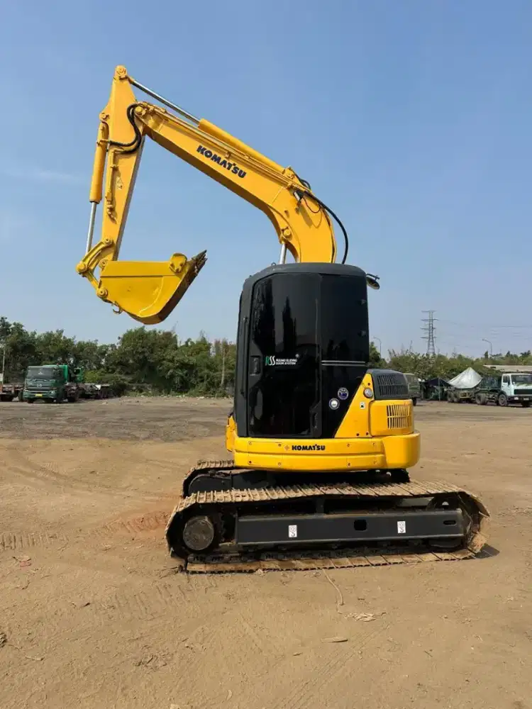 Komatsu Excavator PC75 2020