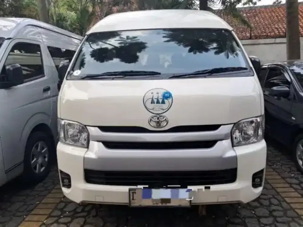 Di jual mobil toyota HAICE tahun 2023