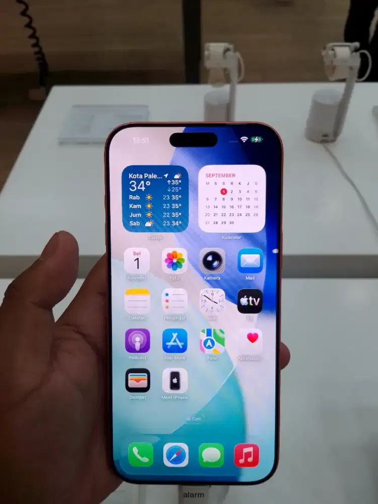 KREDIT HP IPHONE 17 PRO MAX SEGAMPANG ITU HANYA DI HOME KREDIT BUNGA0%
