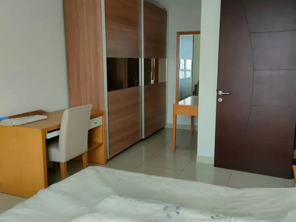 Dijual/Disewakan Apartment Amandine Central Park, 2BR, 89m², City View, Harga : Rp 2.5 M