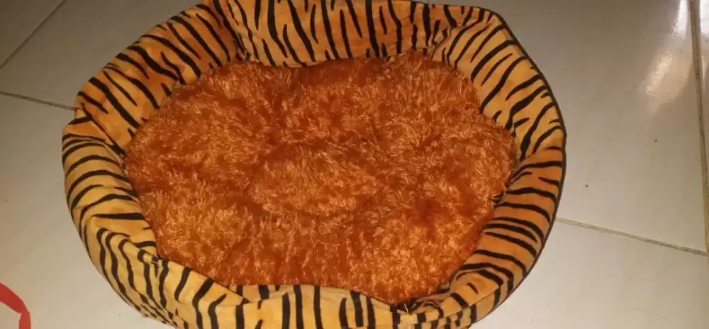 Kasur kucing warna