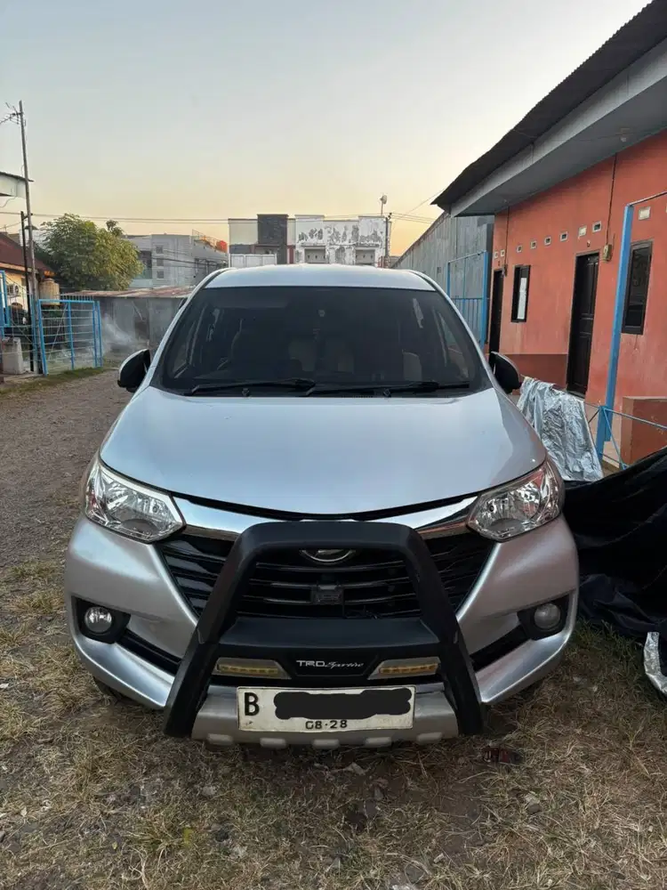 Xenia 2018 PLAT B  BUKAN BEKAS TAXI ONLINE