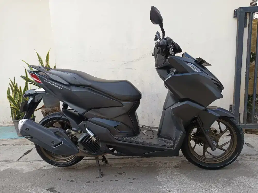 Vario led new 160 cbs 2023 mesin halus