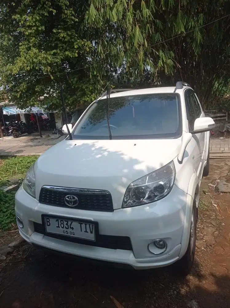 Toyota Rush 2014 Bensin