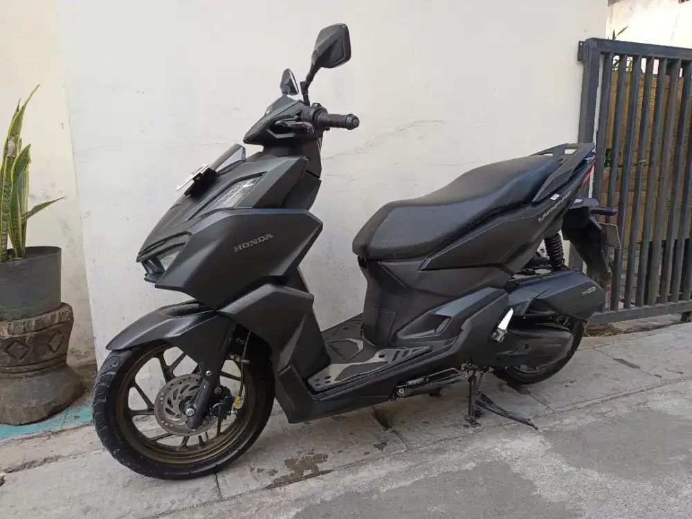 Vario led new 160 cbs 2023 pajak hidup