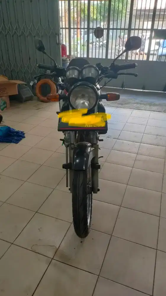 Honda Tiger 2000 tangan pertama + Banyak Sparepart Ori, Siap Pakai