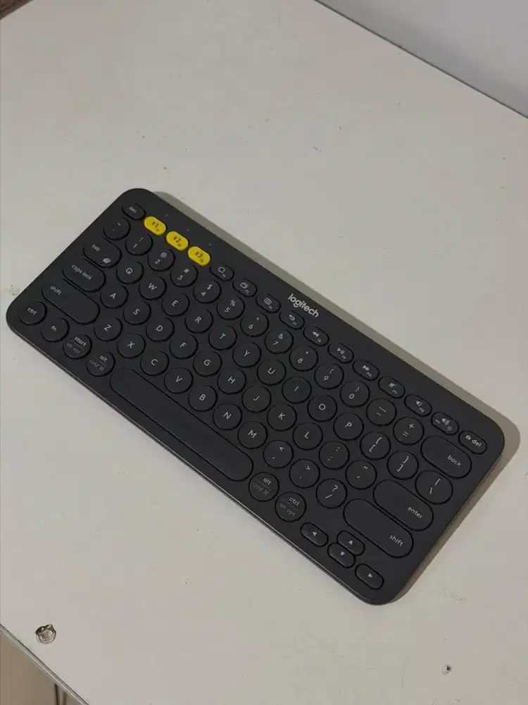 LIKE NEW] Keyboard Bluetooth Logitech K380 Hitam - Pemakaian 1 Bulan