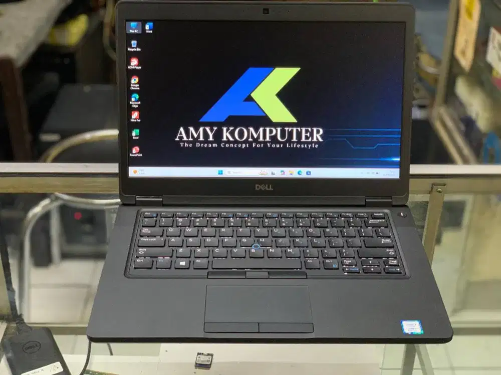 DELL LATITUDE 5491 | I7-8850H | RAM 16 GB | SSD 256 GB | Layar 14 HD