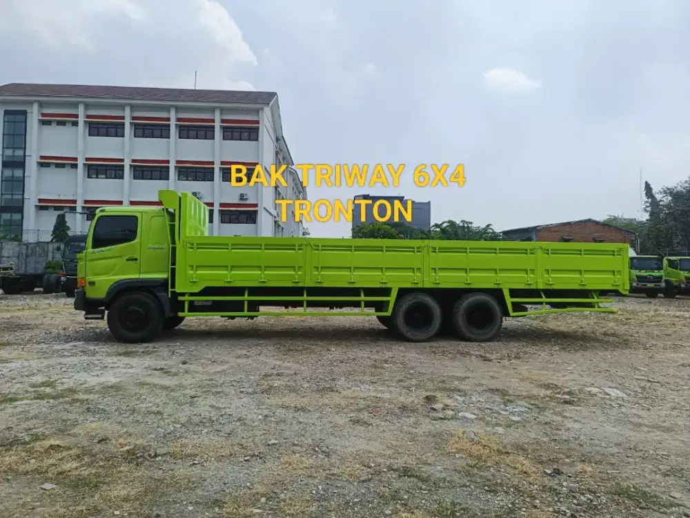 HINO LOHAN FM260JW ASLI LONG BAK TRIWAY 6X4 TRONTON ISTIMEWA SEKALI