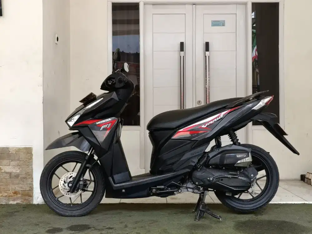Vario 125 tahun 2015 mulus pajak isi/tt boleh gan cash lebih