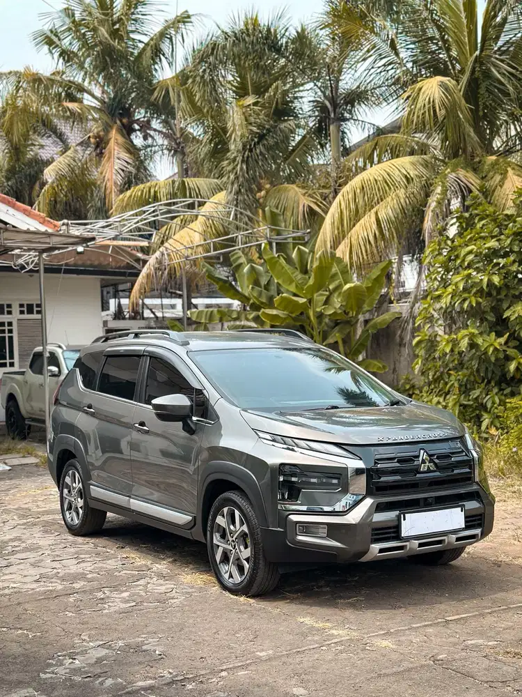 XPANDER CROSS 1.5L PLUS
