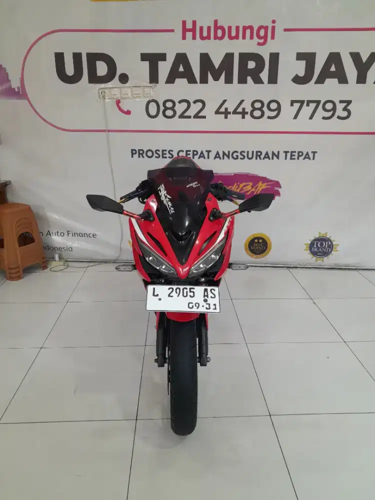 HONDA CBR 150 R LED 2016