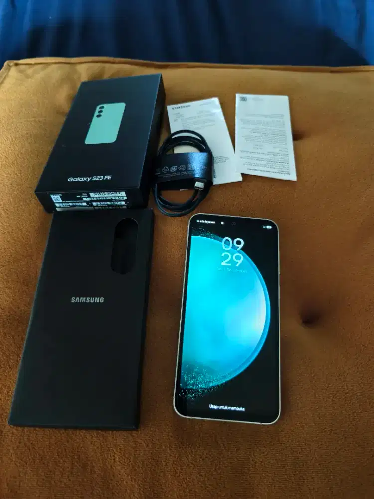 Samsung S23 FE 8/256 ex sein fullset ori bisa tt handphone