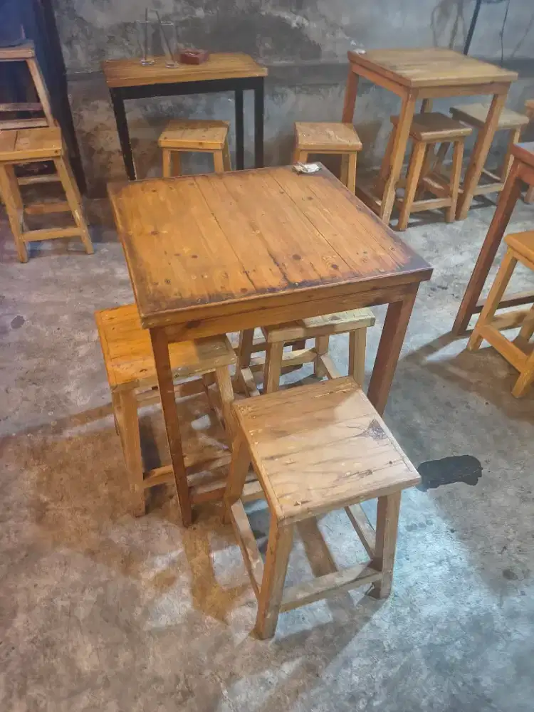 di jual meja warung kopi 1 set