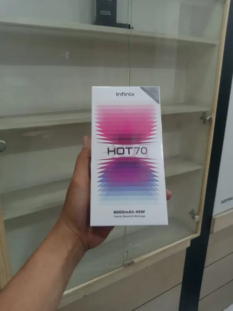 Fast Respon WA Infinix Hot 70 4+4/128 Garansi resmi 1thn