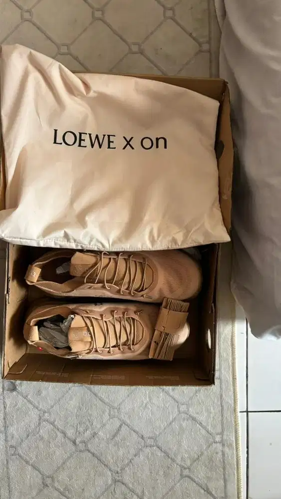 oc sepatu baru uk 40