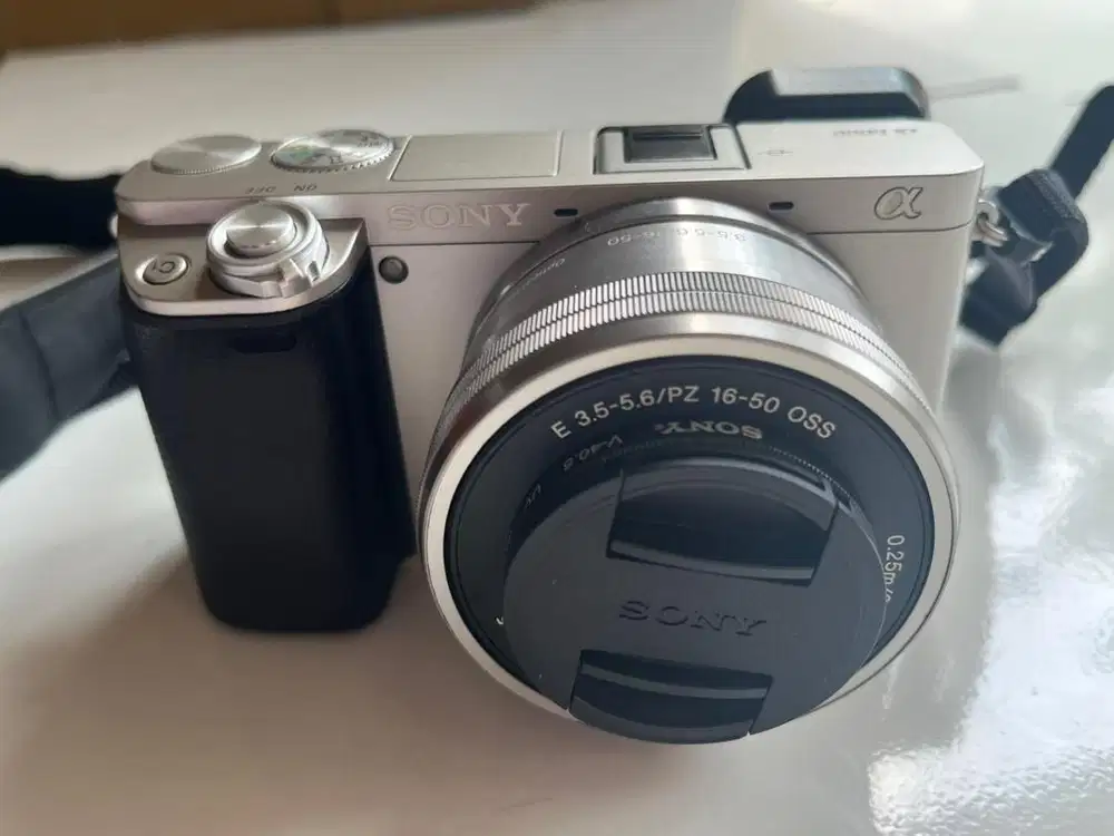 Kamera Mirrorless Sony a6000