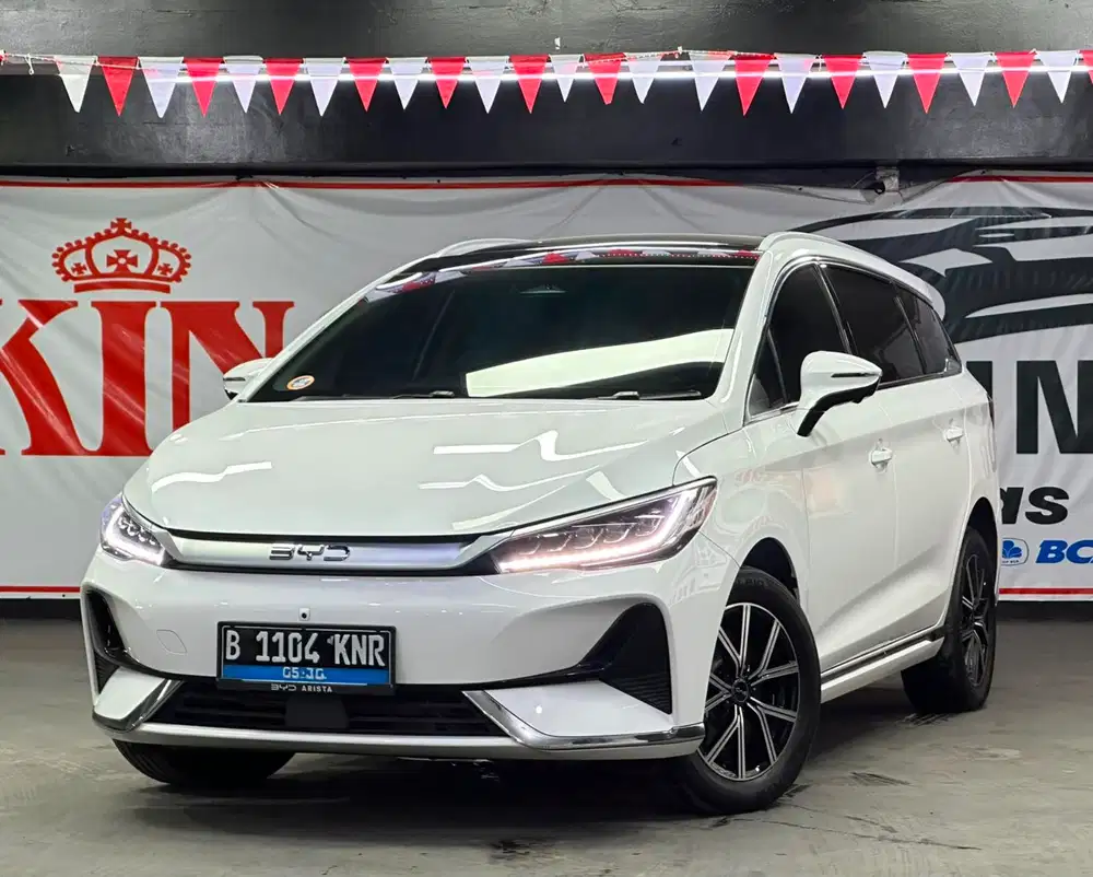 Byd M6 Superior 6 Sheat EV 2025