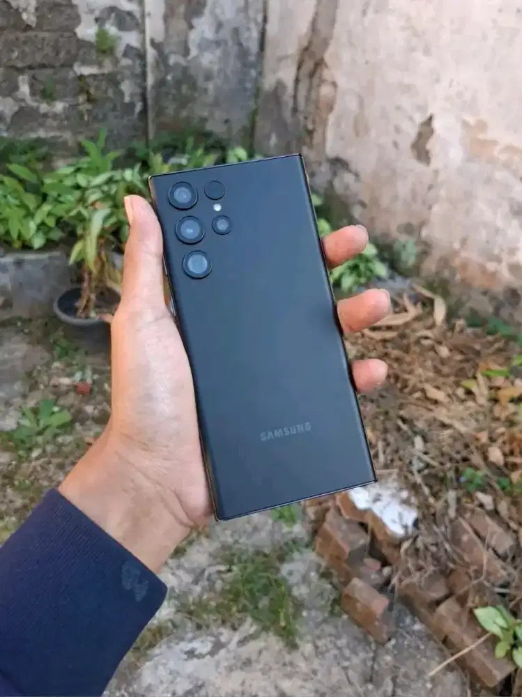 Samsung S22 Ultra 5G 12/256 Sein