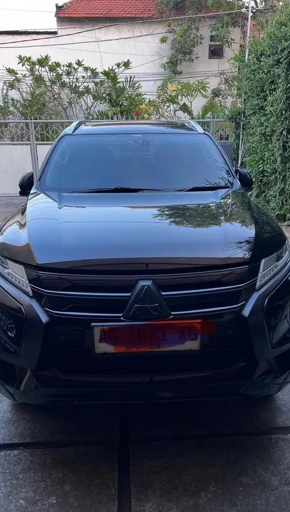 Pajero Sport Dakar 4x2 tahun 2023